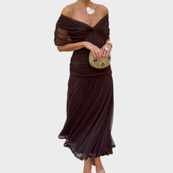 Laluna Belle | Elegant Dress With V-Neckline