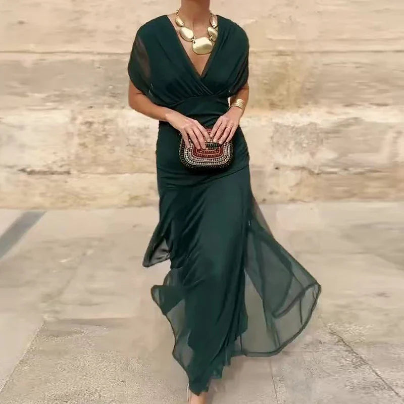 Laluna Belle | Elegant Dress With V-Neckline