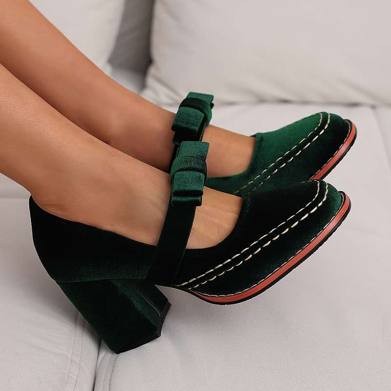 Alessia | Velvet Loafers