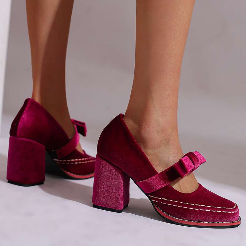 Alessia | Velvet Loafers