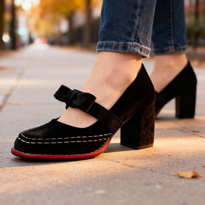 Alessia | Velvet Loafers