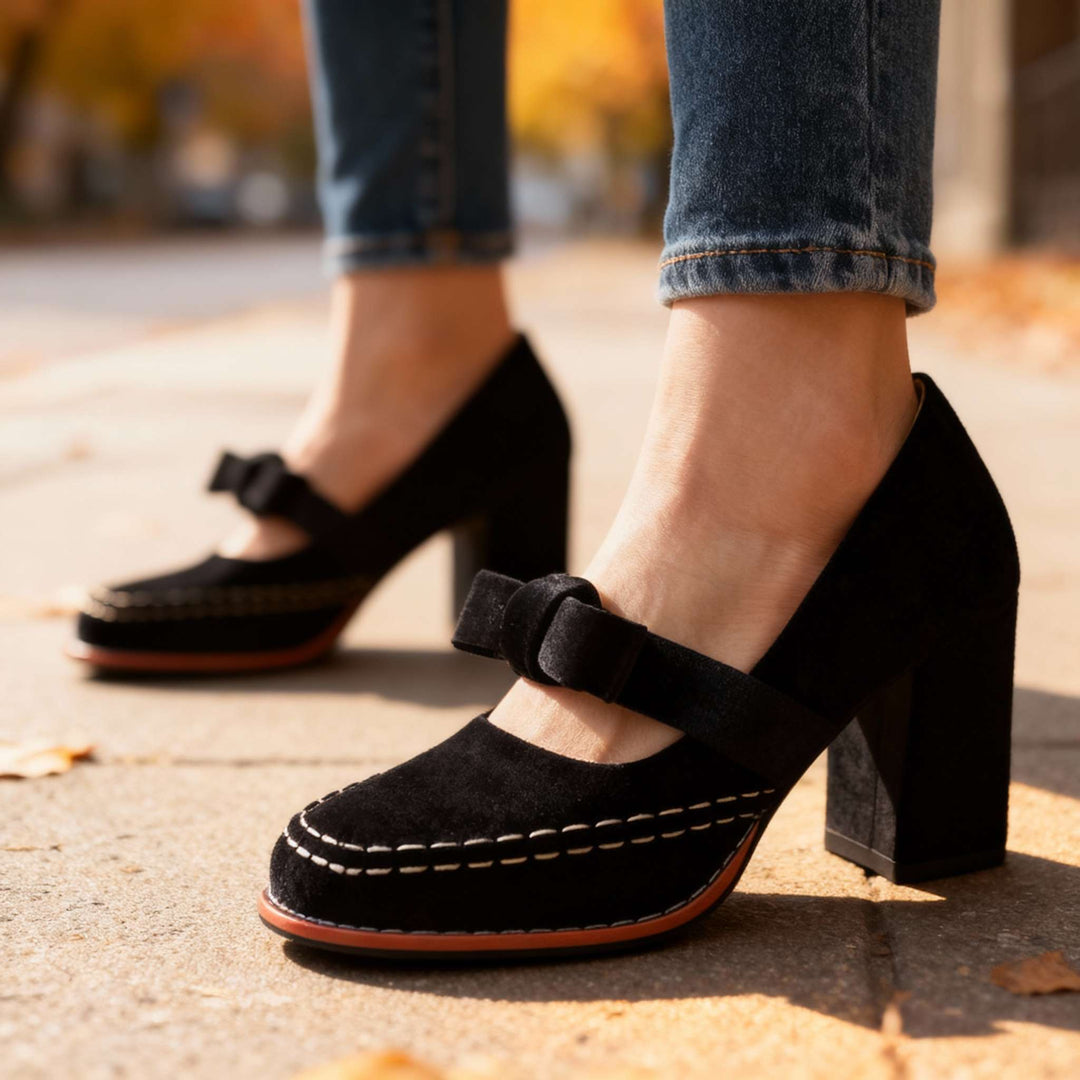 Alessia | Velvet Loafers
