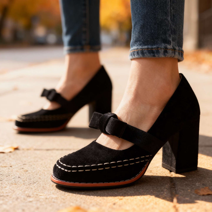 Alessia | Velvet Loafers
