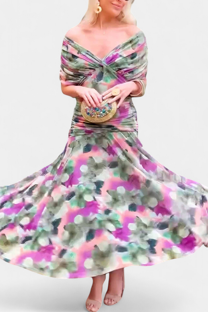 Laluna Belle | Elegant Dress With V-Neckline